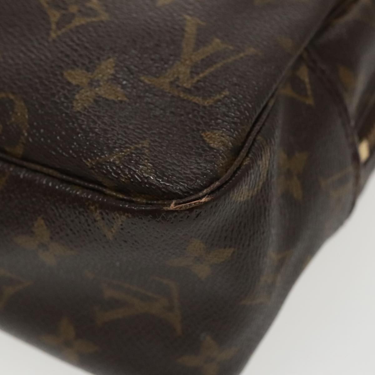 LOUIS VUITTON Monogram Trousse Toilette 28 Clutch Bag M47522 LV Auth th5368