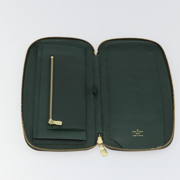 LOUIS VUITTON Taiga Organizer Atholl Travel Case Epicea M30654 LV Auth th5468