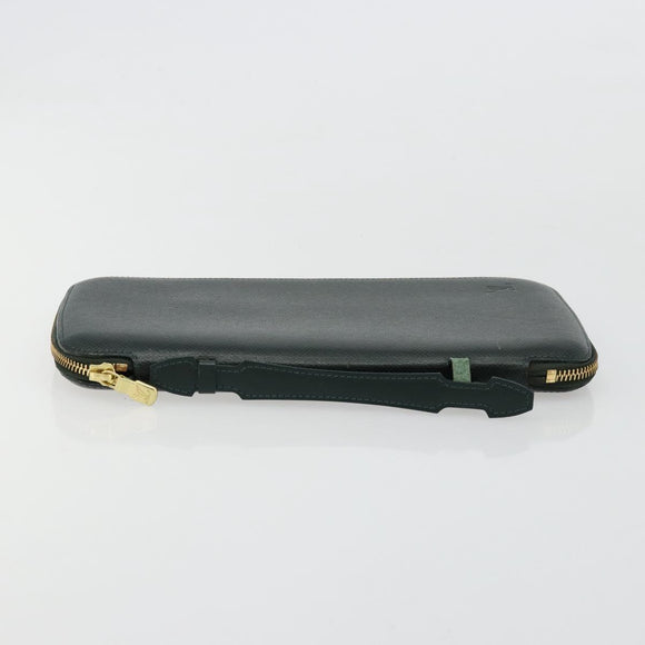 LOUIS VUITTON Taiga Organizer Atholl Travel Case Epicea M30654 LV Auth th5468