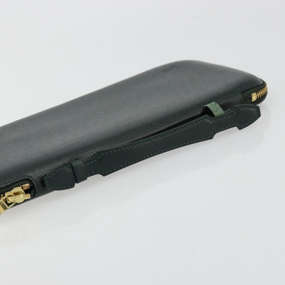 LOUIS VUITTON Taiga Organizer Atholl Travel Case Epicea M30654 LV Auth th5468