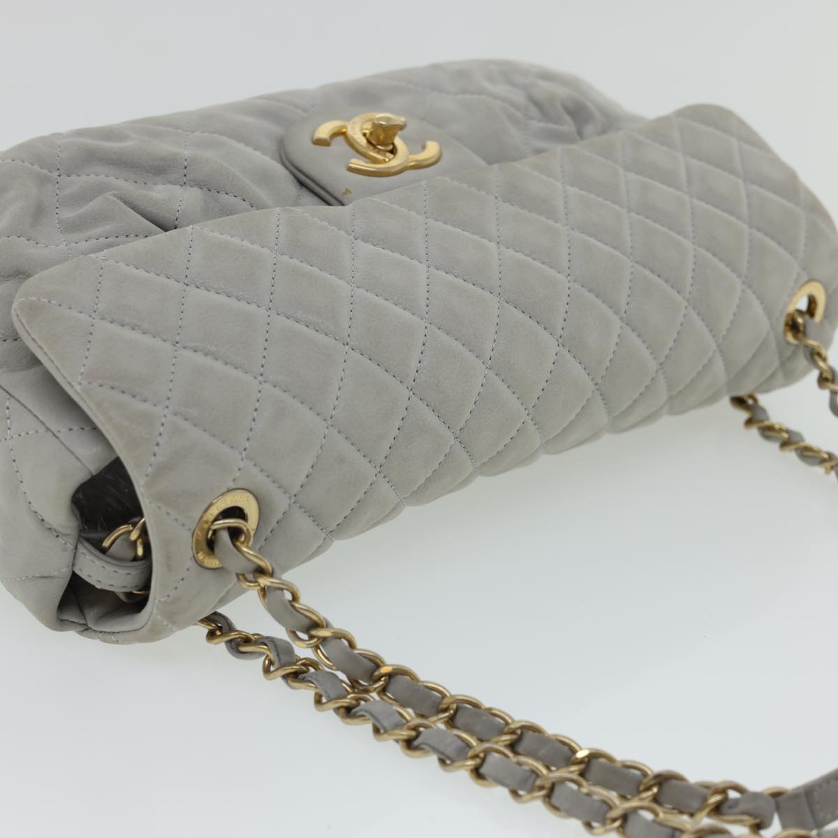 CHANEL Lamb Skin Matelasse Double Chain Shoulder Bag Gray CC Auth am1097gA