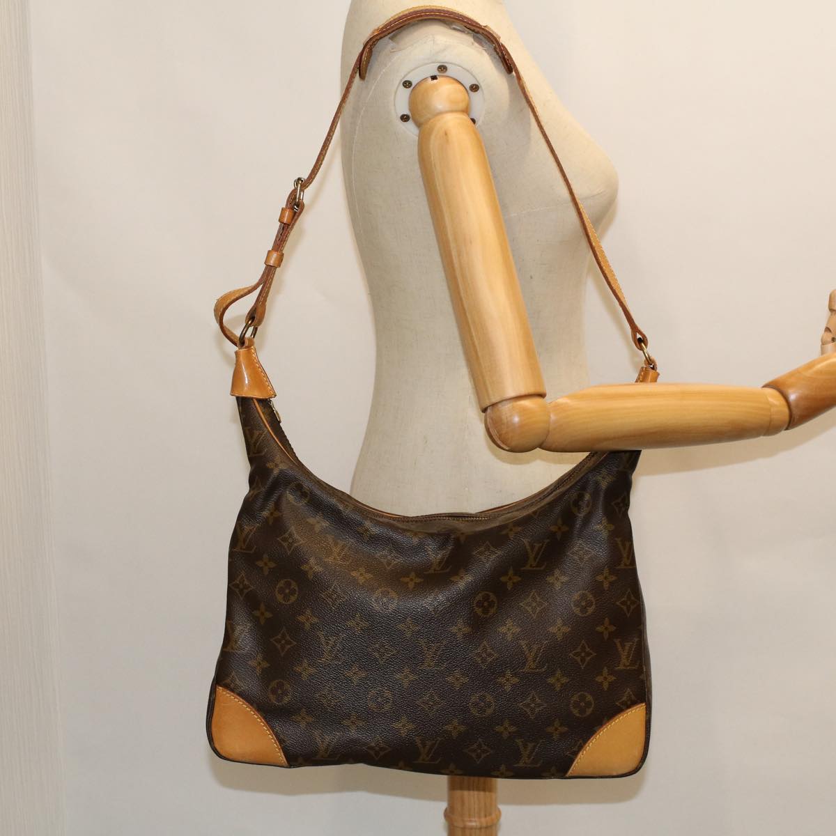 LOUIS VUITTON Monogram Boulogne 35 Shoulder Bag M51260 LV Auth 47467