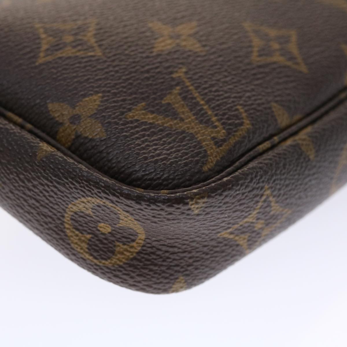 LOUIS VUITTON Monogram Pochette Accessoires Pouch LV Auth pt1644