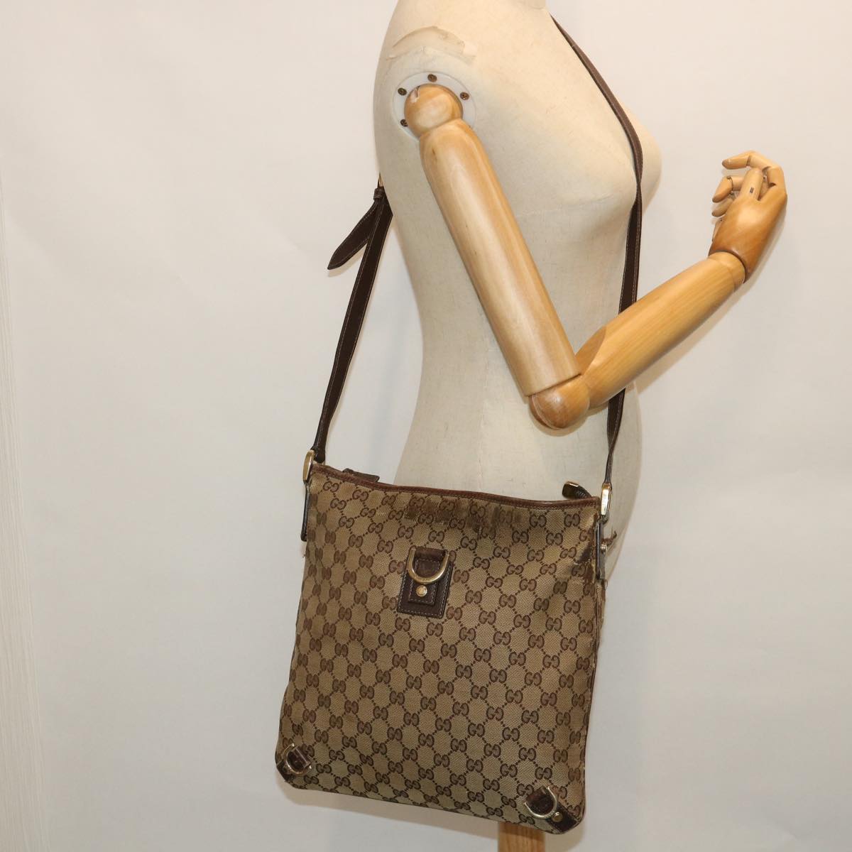 GUCCI GG Canvas Shoulder Bag Leather Beige Brown 2684 Auth ti1247