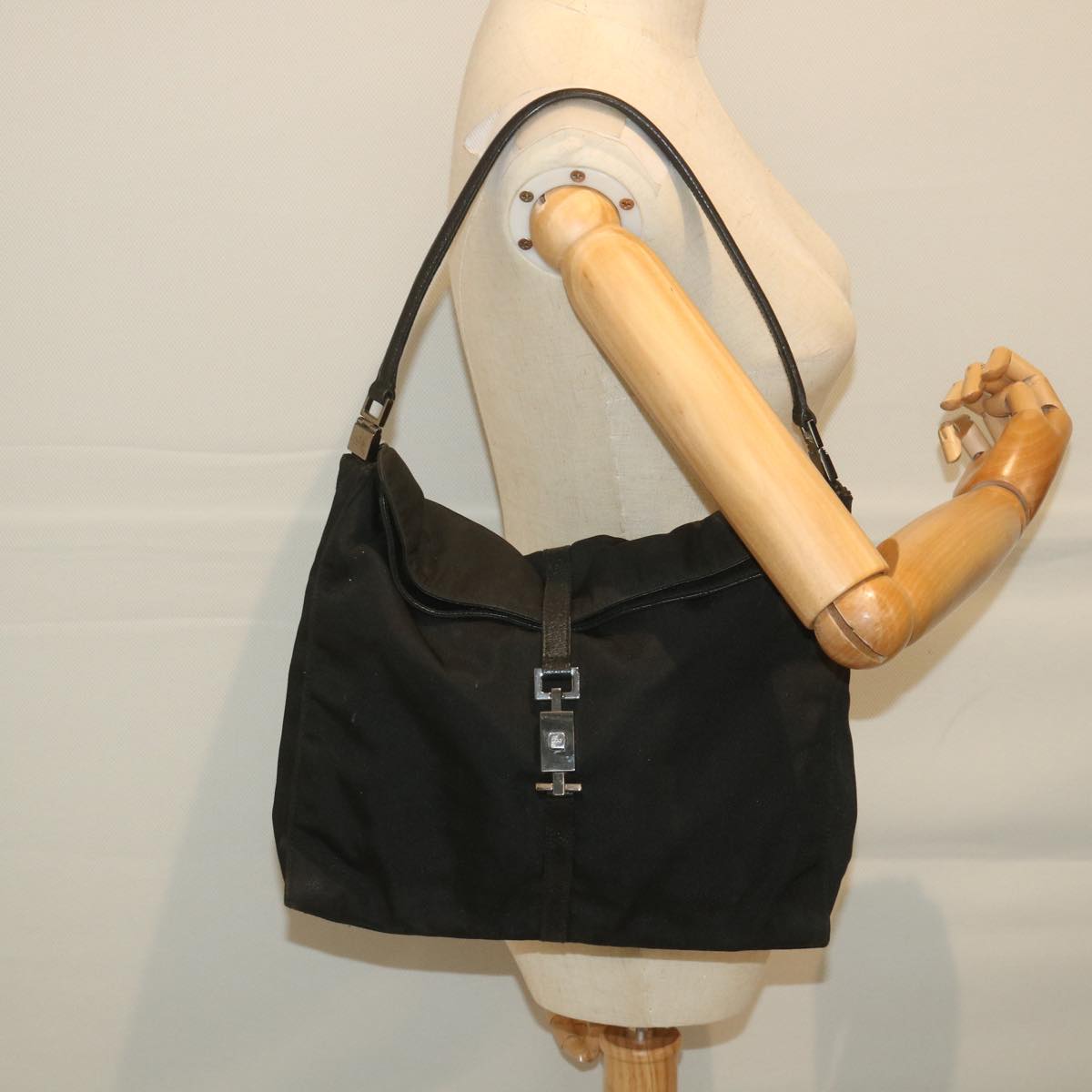 GUCCI Jackie Shoulder Bag Nylon Black 001 3355 002122 Auth ti1292