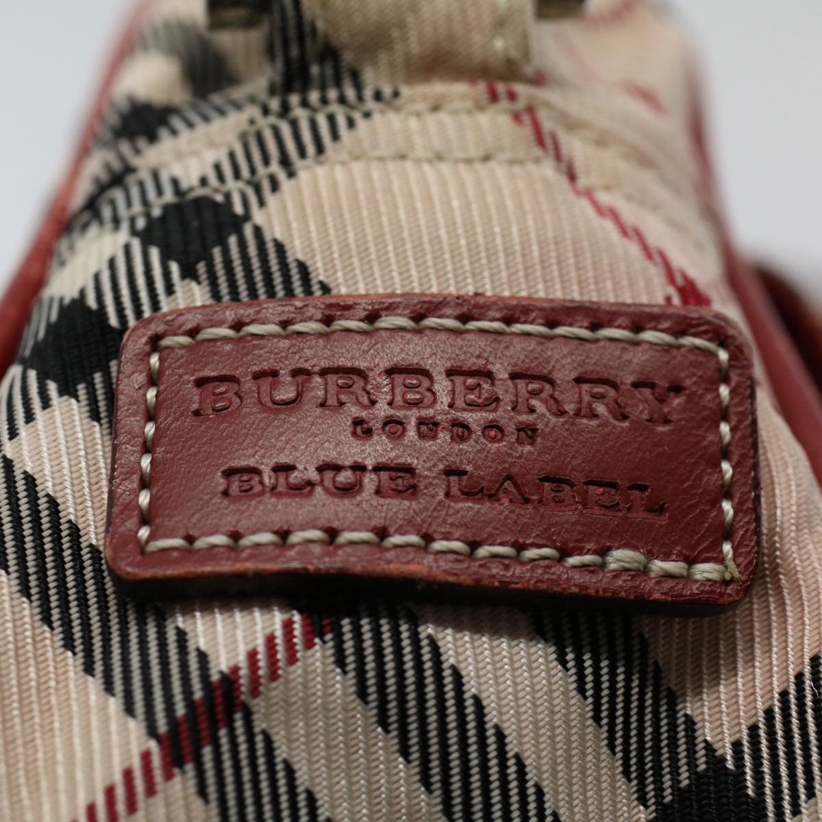 BURBERRY Nova Check Shoulder Bag Nylon Red Auth ti1335