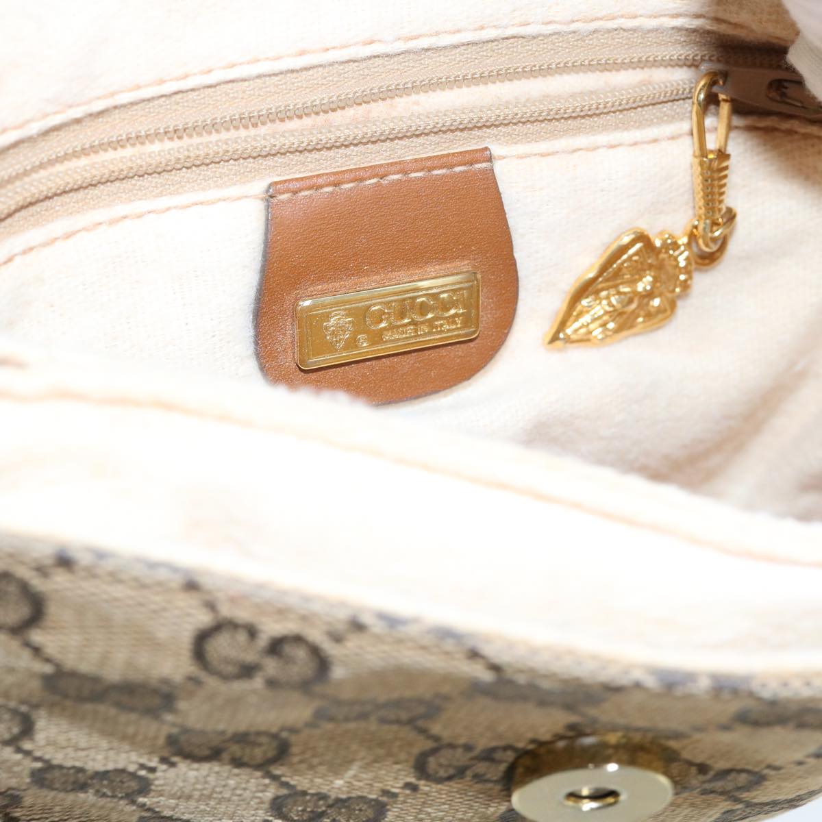 GUCCI GG Canvas Shoulder Bag Beige Auth ti1432