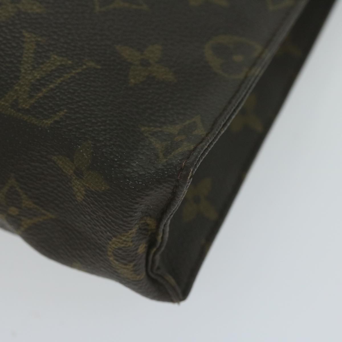 LOUIS VUITTON Monogram Poche Toilette 26 Pouch M47542 LV Auth ti1501