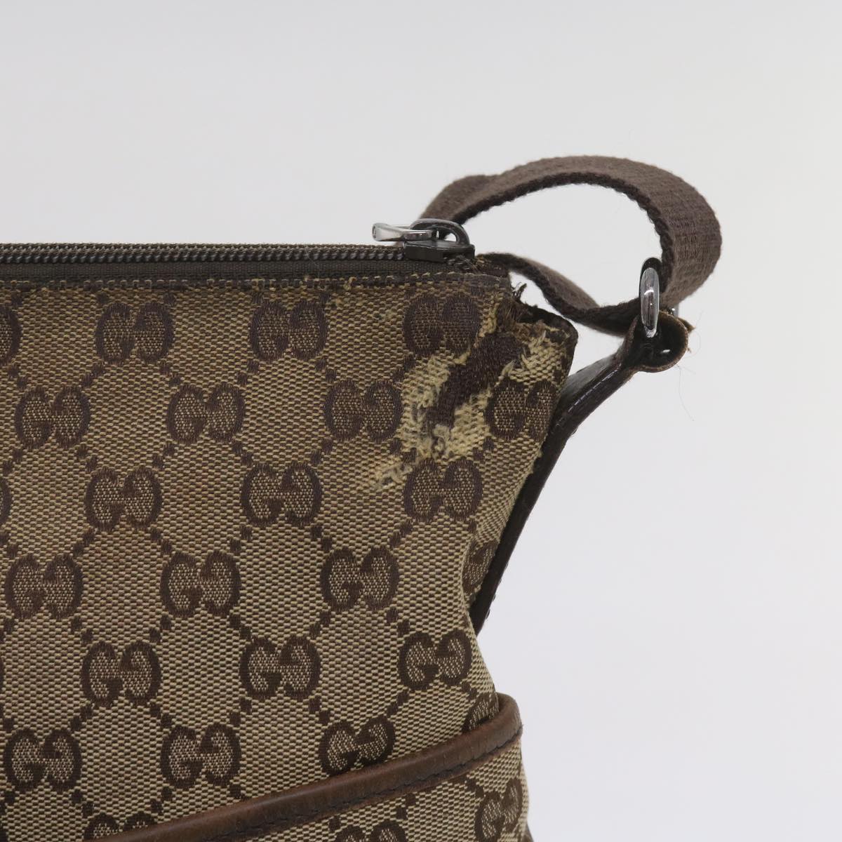 GUCCI GG Canvas Shoulder Bag Beige 145857 Auth ti1551