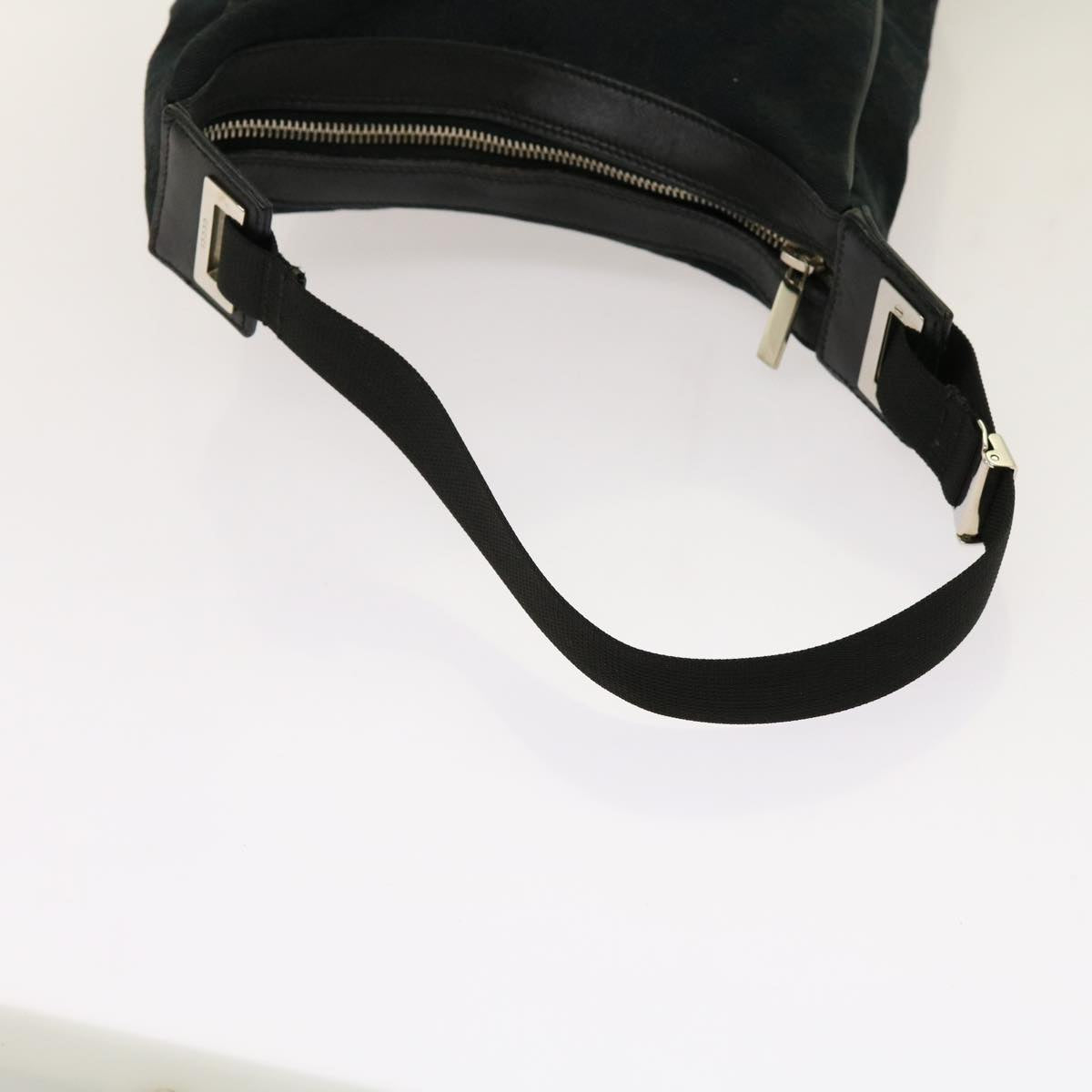 GUCCI GG Canvas Shoulder Bag Black 019 0537 Auth ti1608