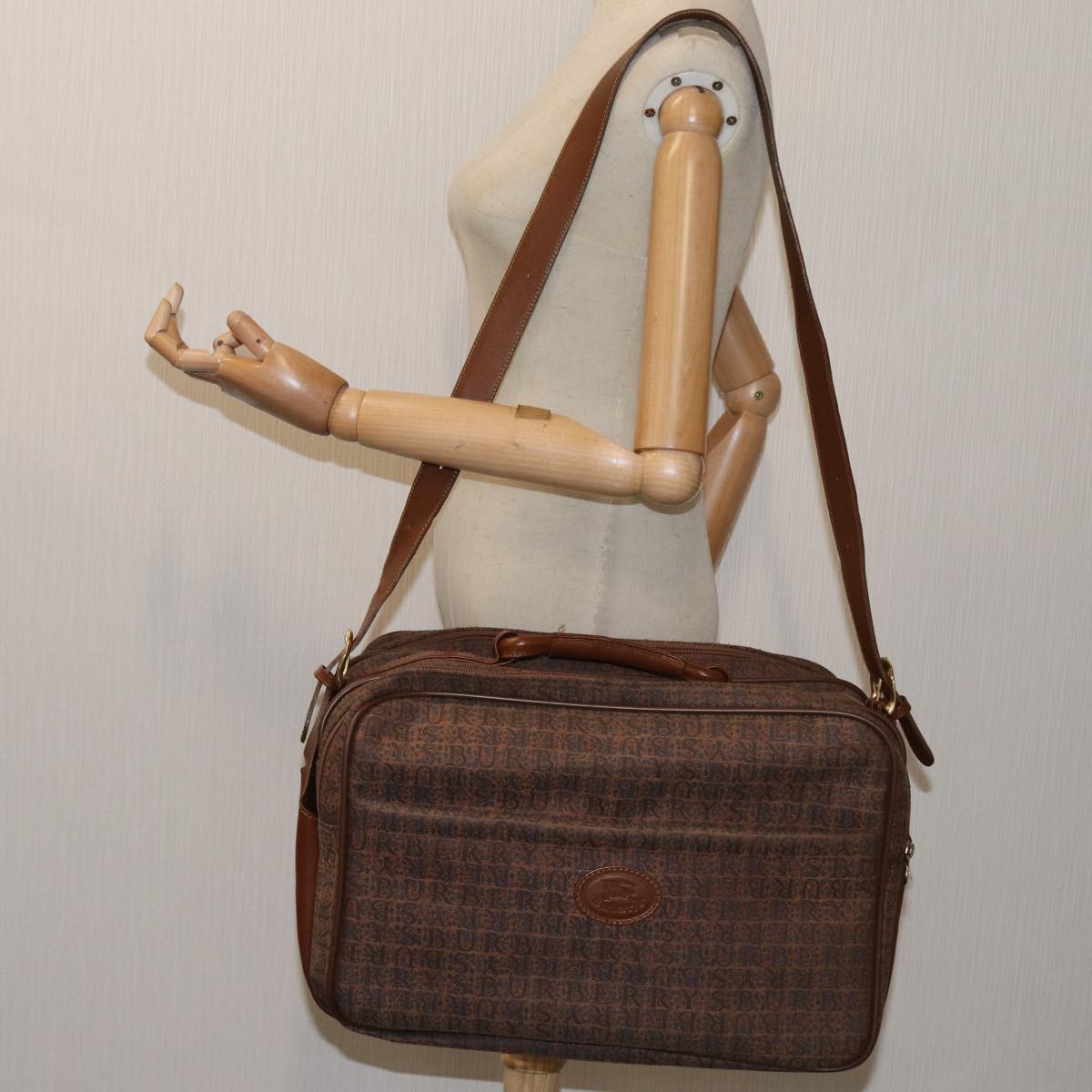 Burberrys Shoulder Bag Canvas Brown Auth ti1652