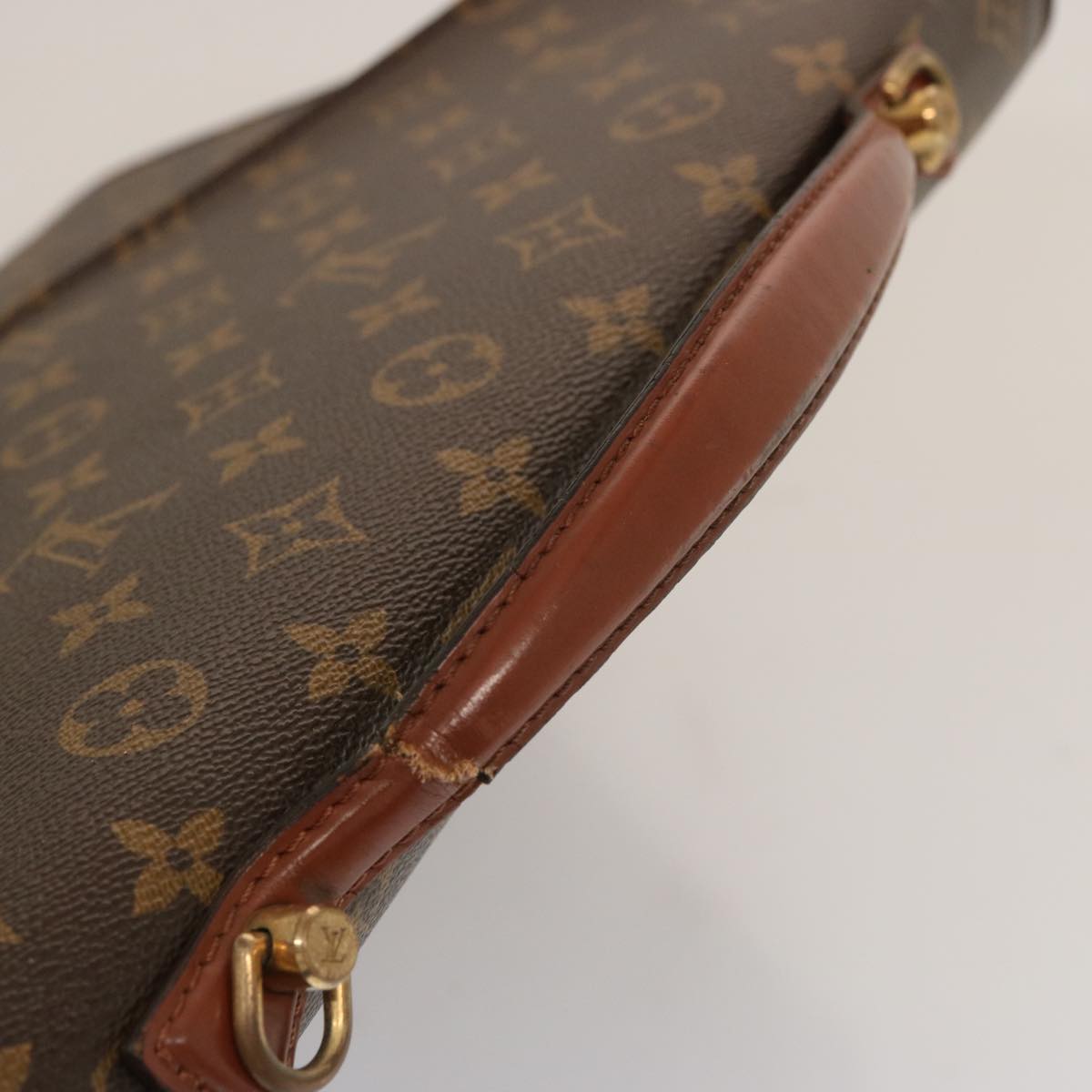 LOUIS VUITTON Monogram Porte Documents Bandouliere Bag M53338 LV Auth ti1706