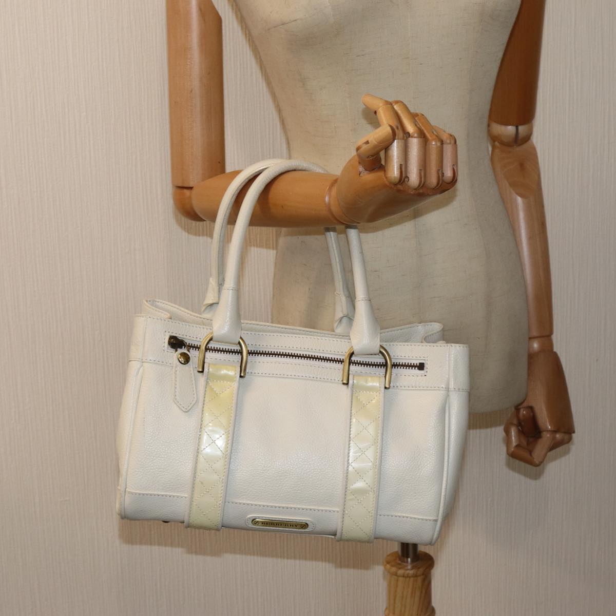 BURBERRY Hand Bag Leather White Auth ti1784