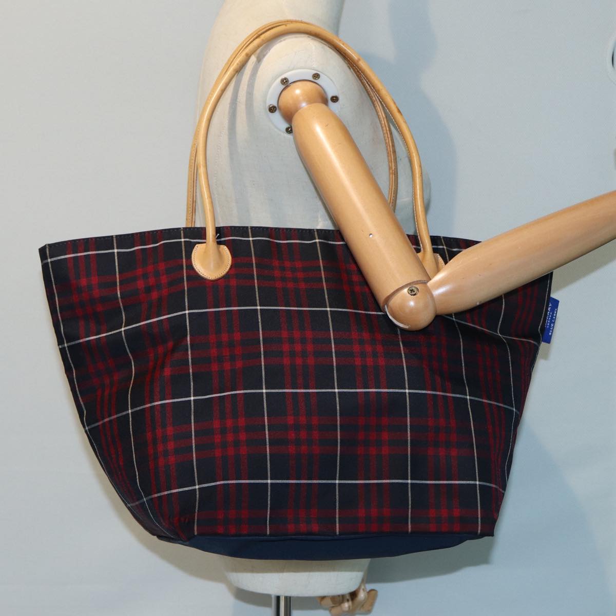 BURBERRY Nova Check Blue Label Hand Bag Nylon Red Navy Auth ti1865