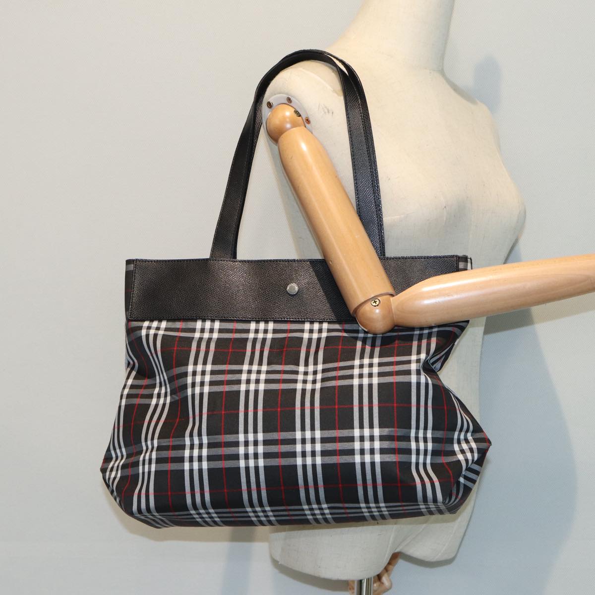 BURBERRY Nova Check Tote Bag Nylon Black Silver Auth ti1963