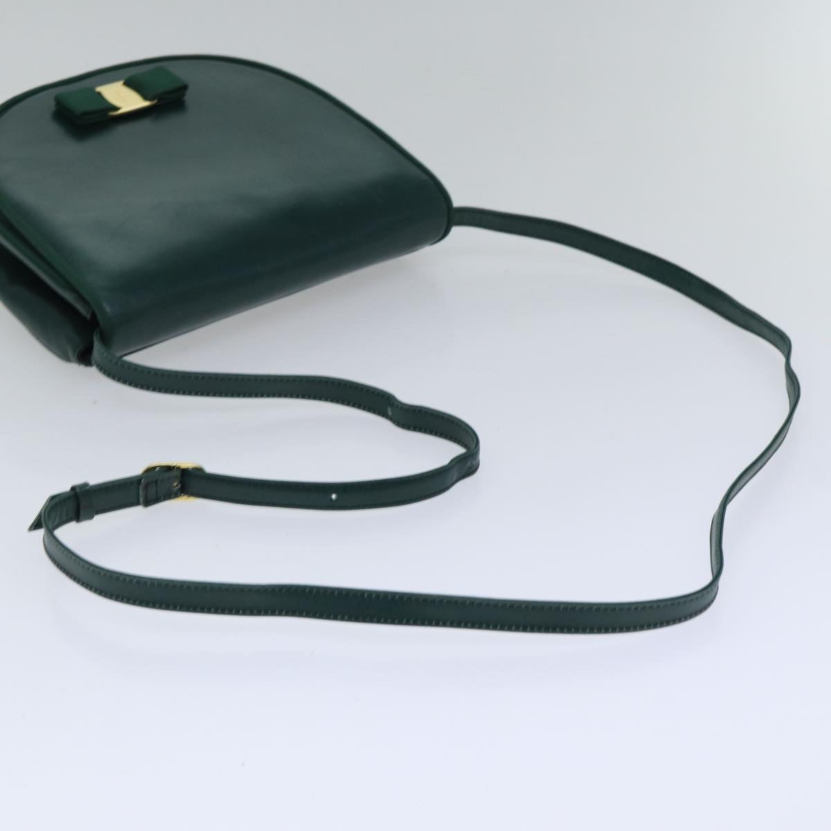 Salvatore Ferragamo Shoulder Bag Leather Green Gold Auth ti2036