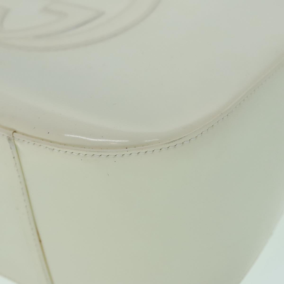 GUCCI Shoulder Bag Patent leather White Silver 001 2214 1703 Auth ti2099