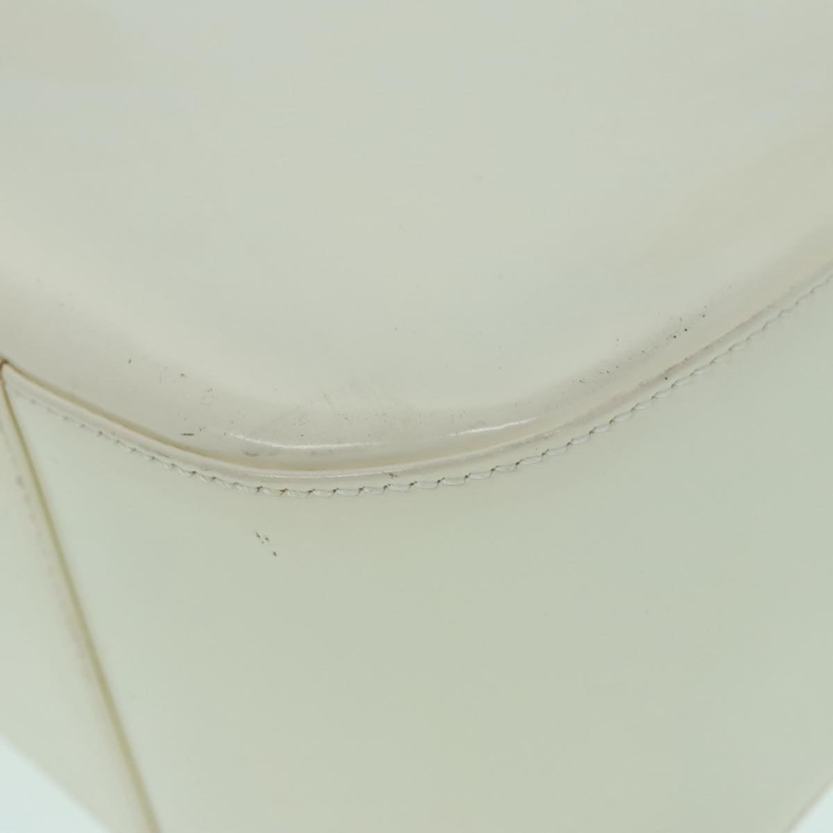 GUCCI Shoulder Bag Patent leather White Silver 001 2214 1703 Auth ti2099