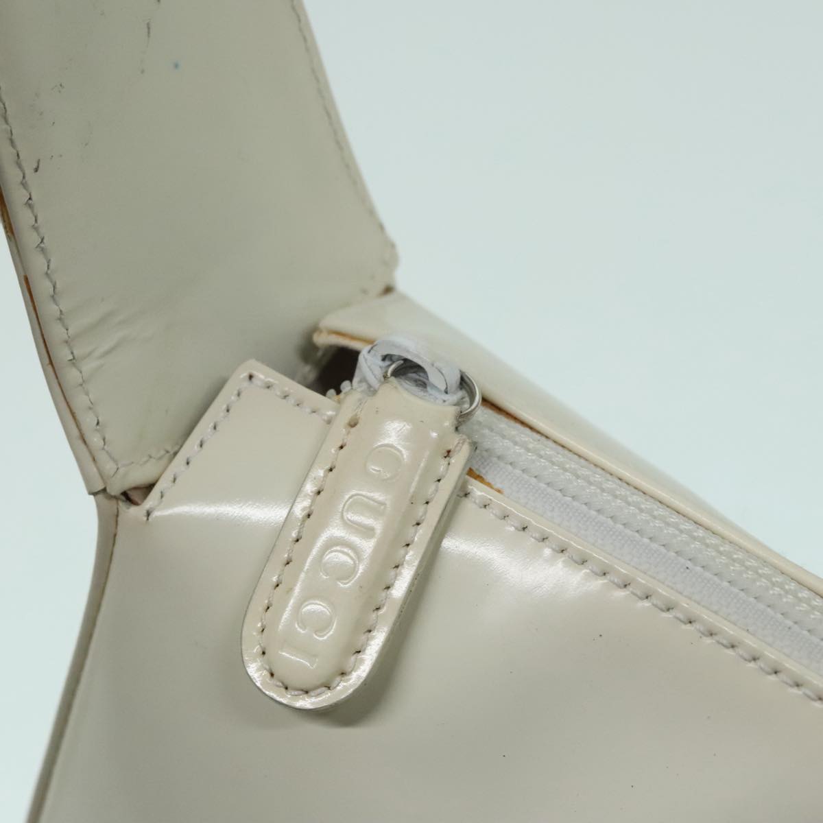 GUCCI Shoulder Bag Patent leather White Silver 001 2214 1703 Auth ti2099