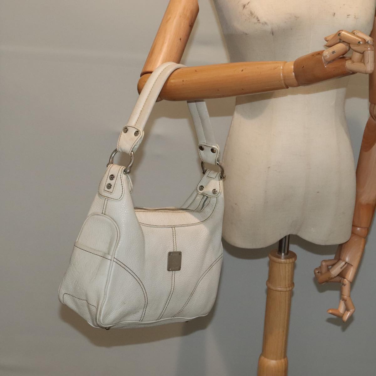 MCM Shoulder Bag Leather White Auth ti2103