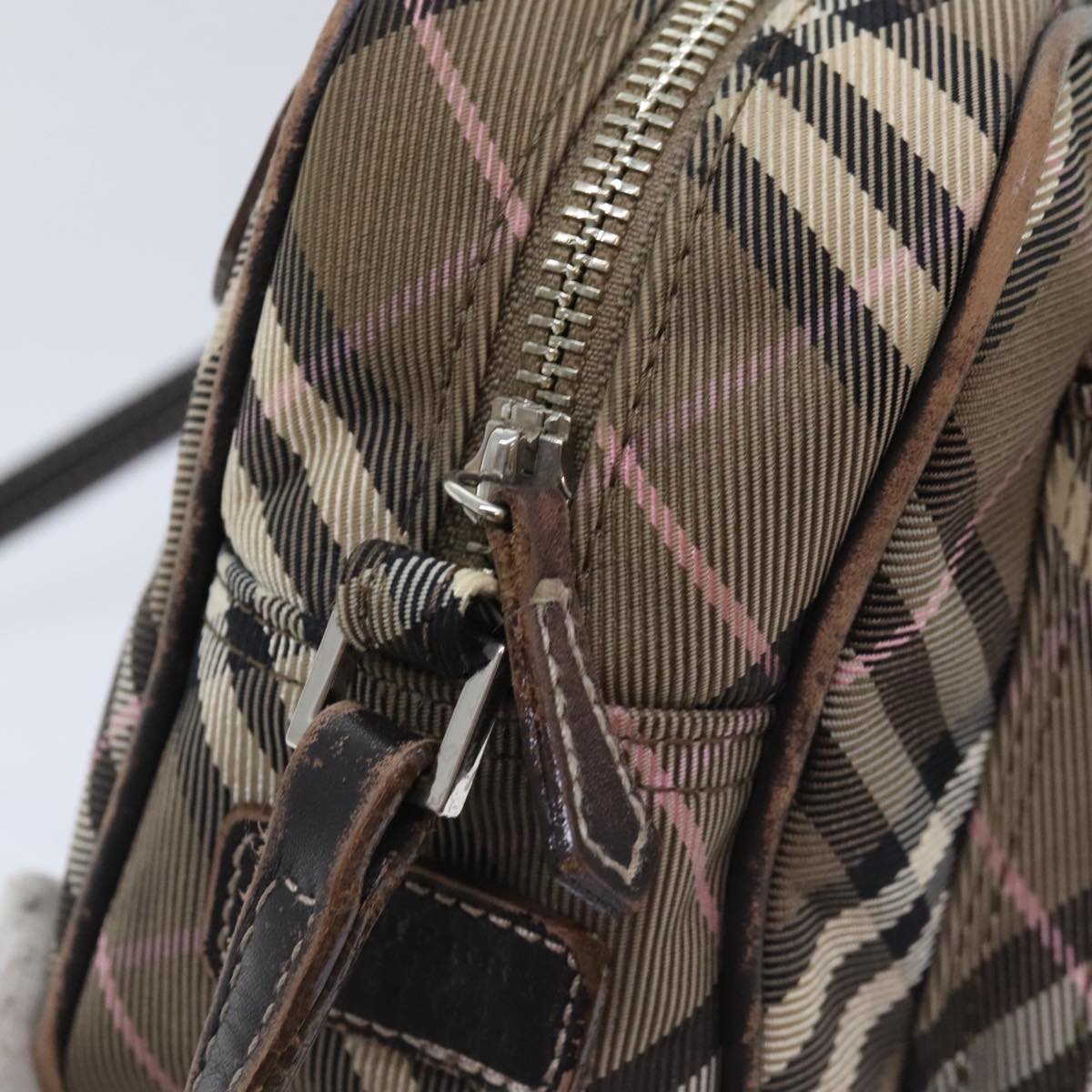 BURBERRY Nova Check Blue Label Shoulder Bag Nylon Brown Auth ti2105