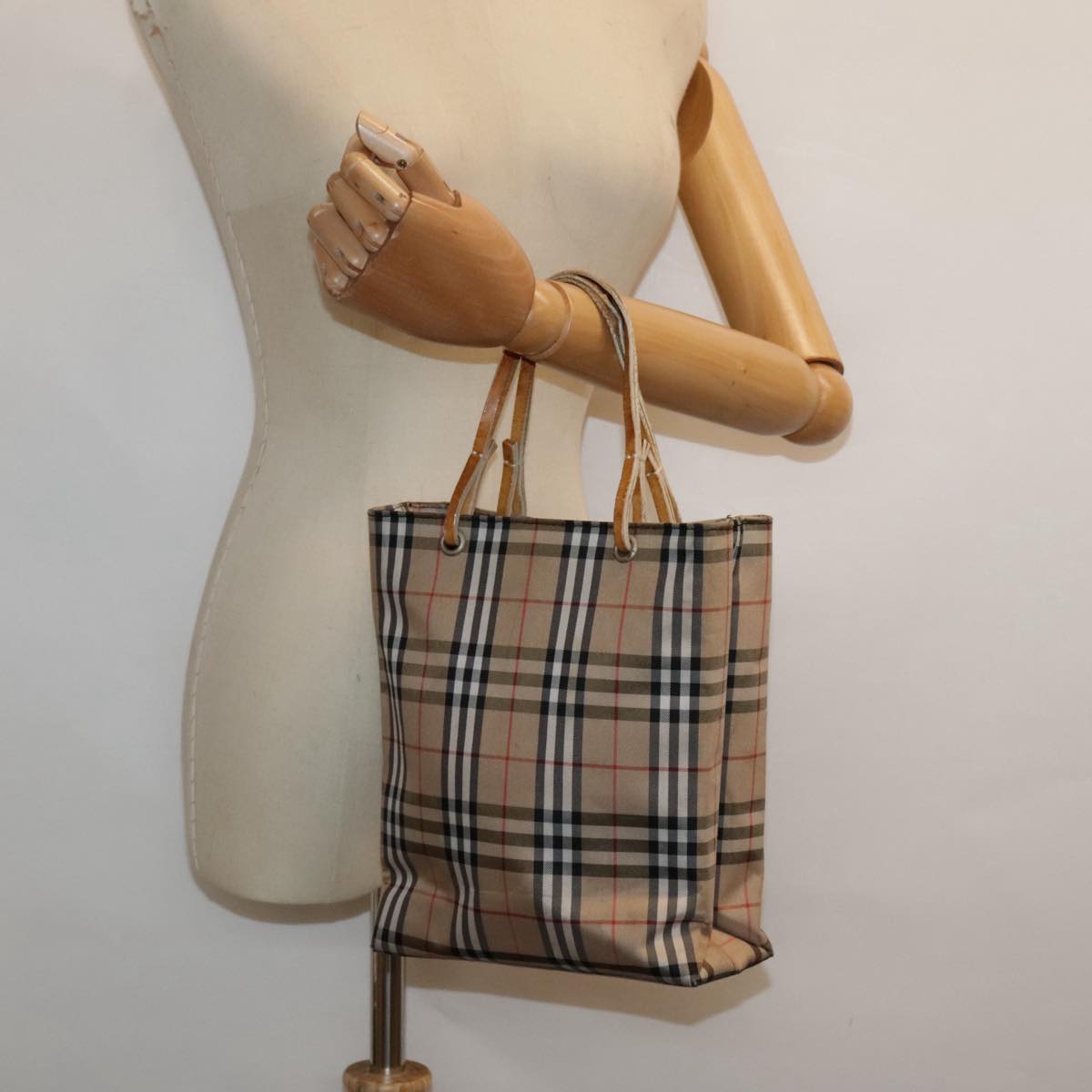 BURBERRY Nova Check Hand Bag Canvas Beige Auth ti2118