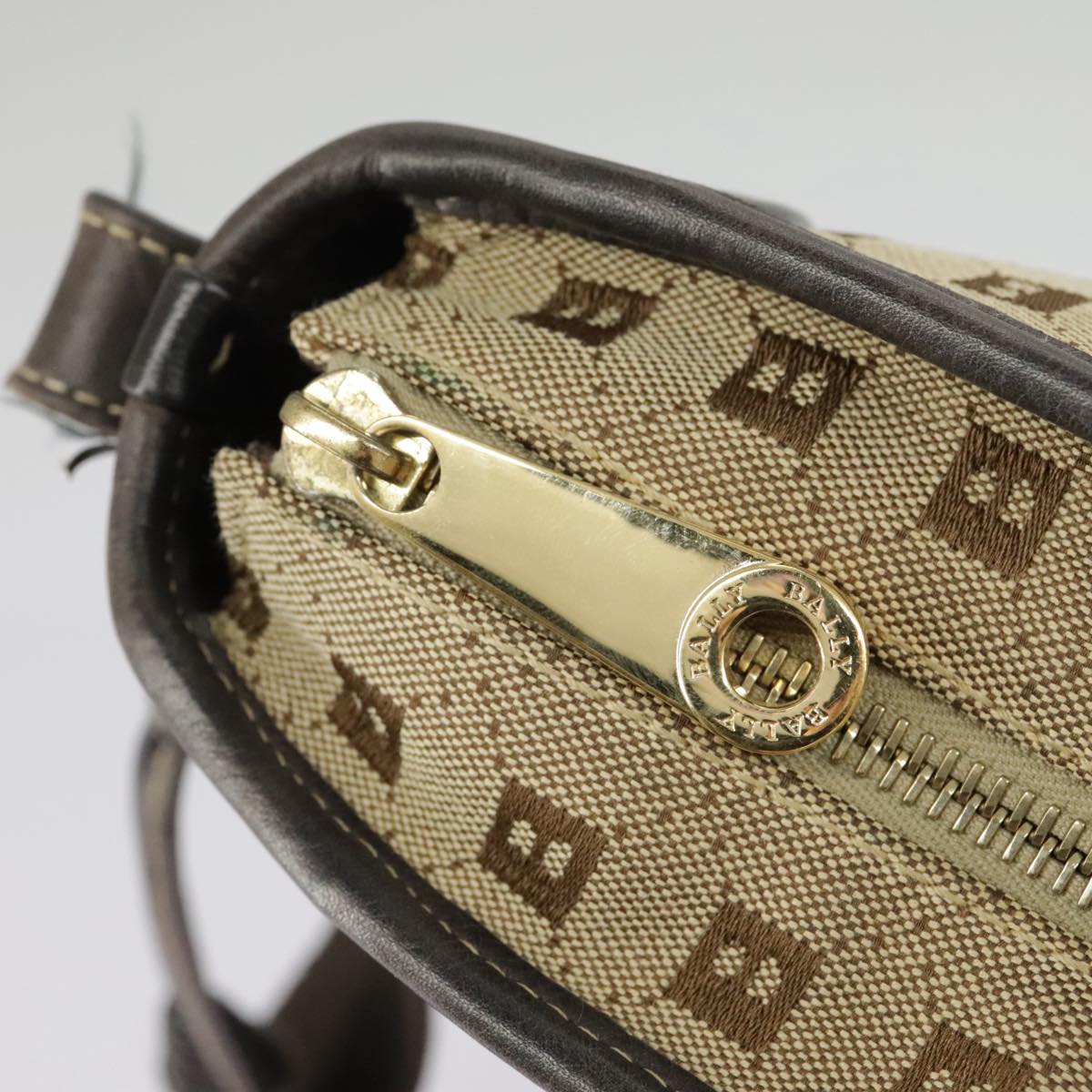 BALLY Shoulder Bag Canvas Beige Gold Auth ti2271