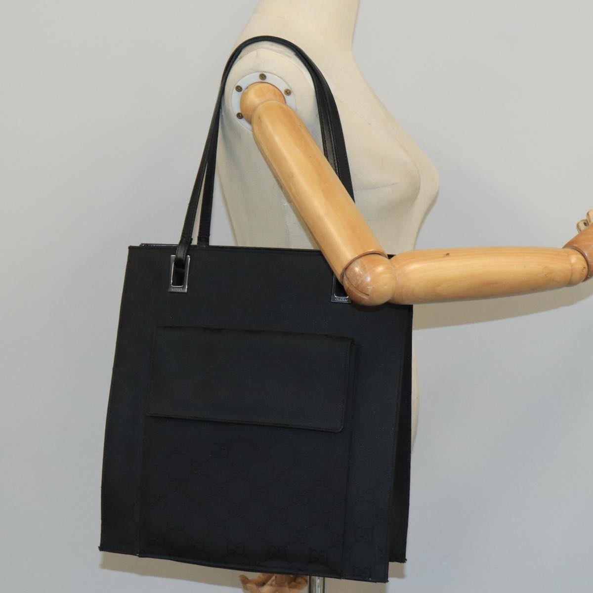 GUCCI GG Canvas Tote Bag Black 002 1008 Auth ti2376