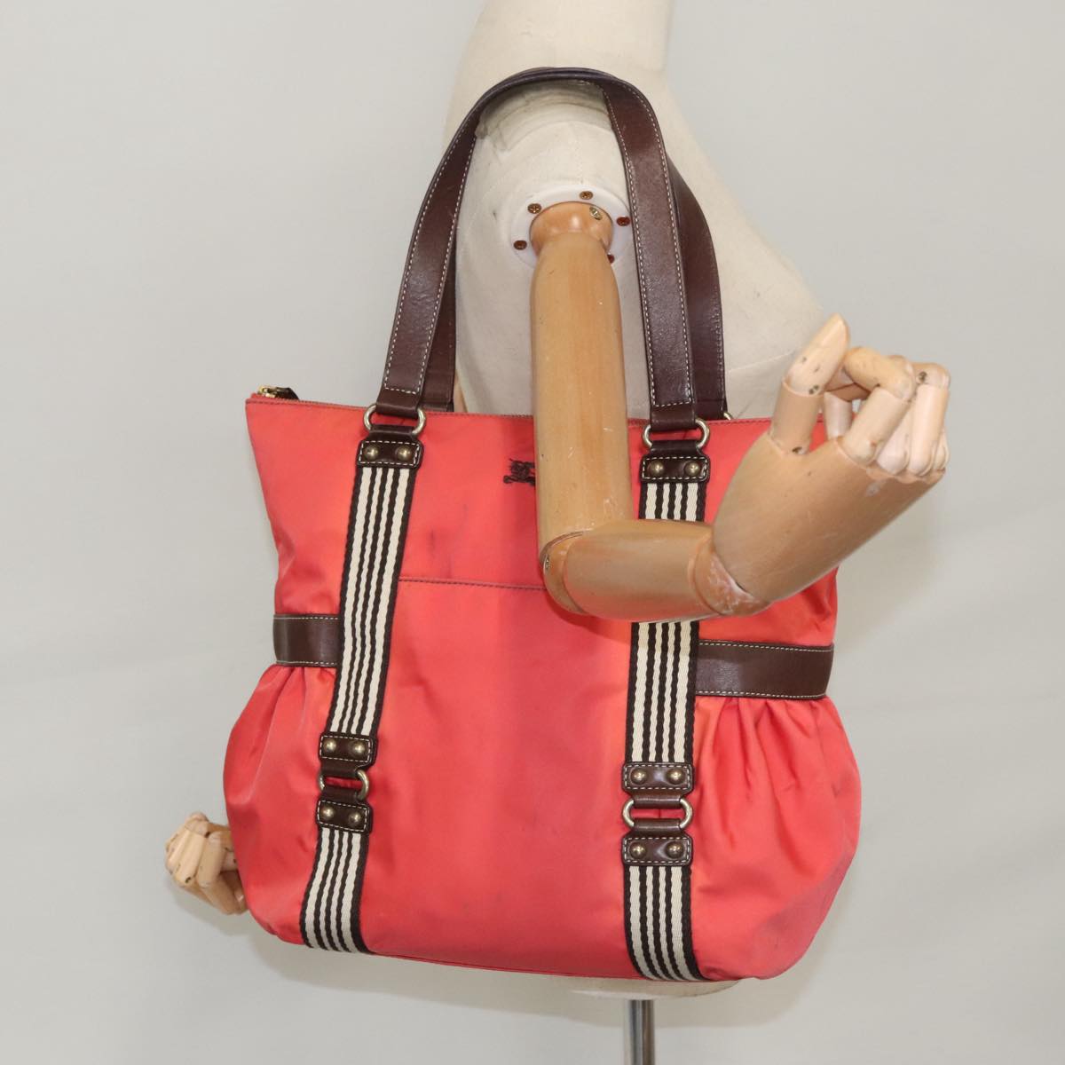 BURBERRY Tote Bag Nylon Red Auth ti2404