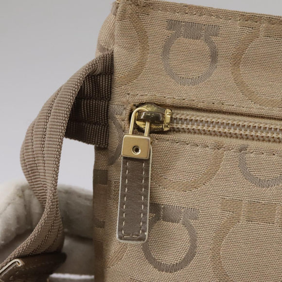 Salvatore Ferragamo Waist bag Canvas Beige Auth ti2497