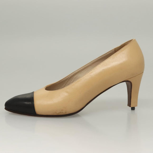 CHANEL High Heels Leather 35 1/2C Beige Black CC Auth ti3167