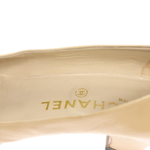 CHANEL Pumps High heels Leather Beige CC Auth ti3387
