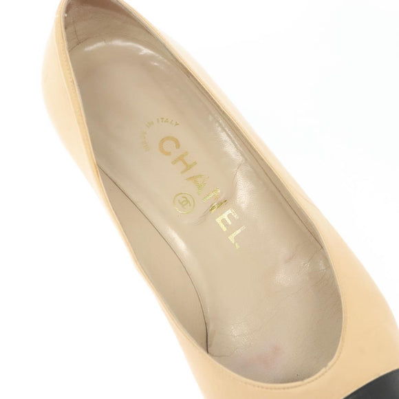CHANEL Pumps High heels Leather Beige CC Auth ti3387