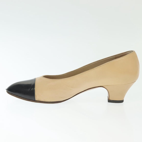 CHANEL Pumps High heels Leather Beige CC Auth ti3387