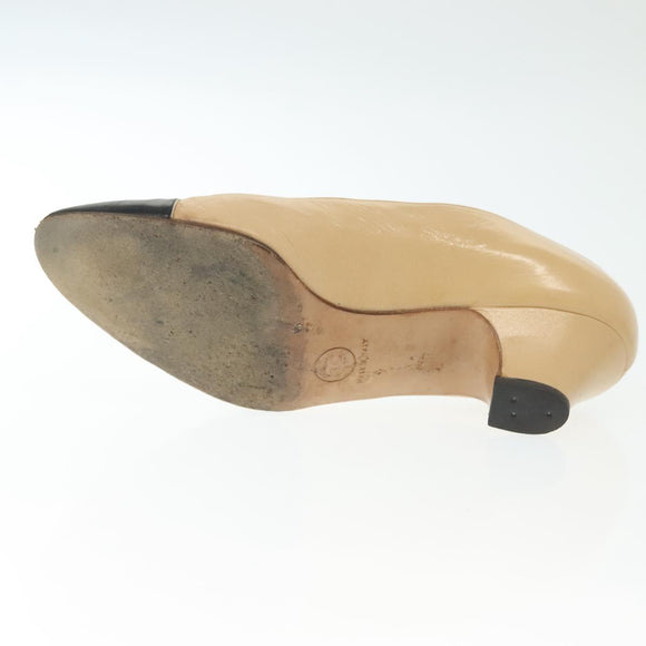 CHANEL Pumps High heels Leather Beige CC Auth ti3387