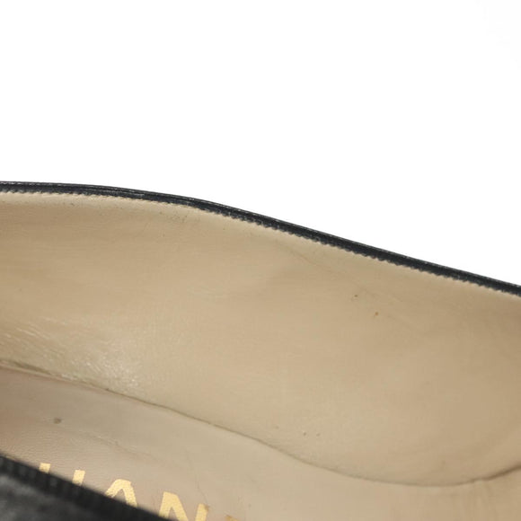 CHANEL pumps High heels Leather 35 1/2 Black CC Auth ti3388