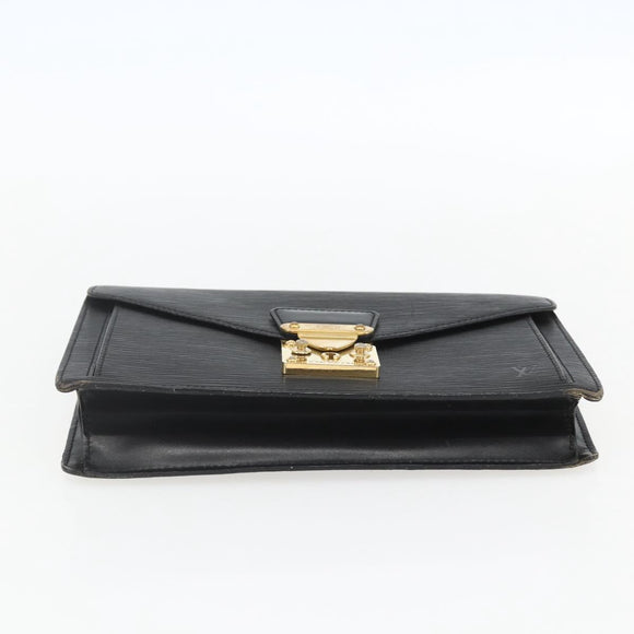 LOUIS VUITTON Epi Serie Dragonne Clutch Bag Black Noir M52612 LV Auth ti3606