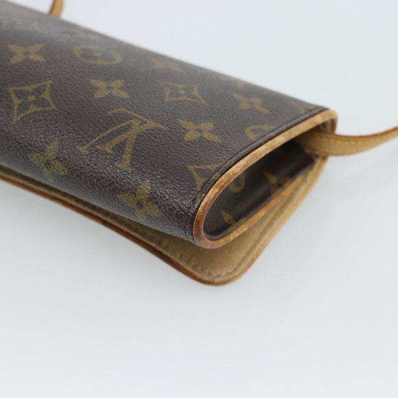 LOUIS VUITTON Monogram Pochette Twin GM Shoulder Bag M51852 LV Auth ti3955