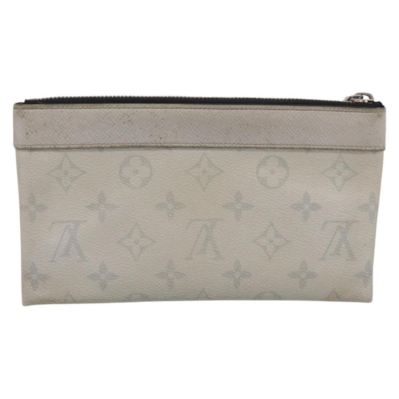 LOUIS VUITTON Taigalama Pochette Discovery PM Bag White M30279 LV Auth ti4043