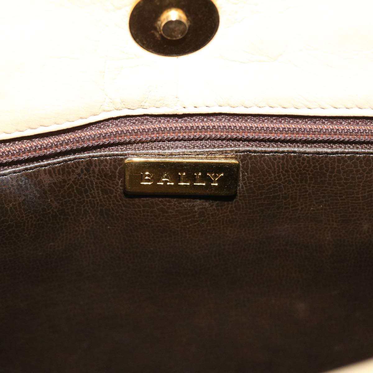 BALLY Quilted Shoulder Bag Leather Beige Auth yb275