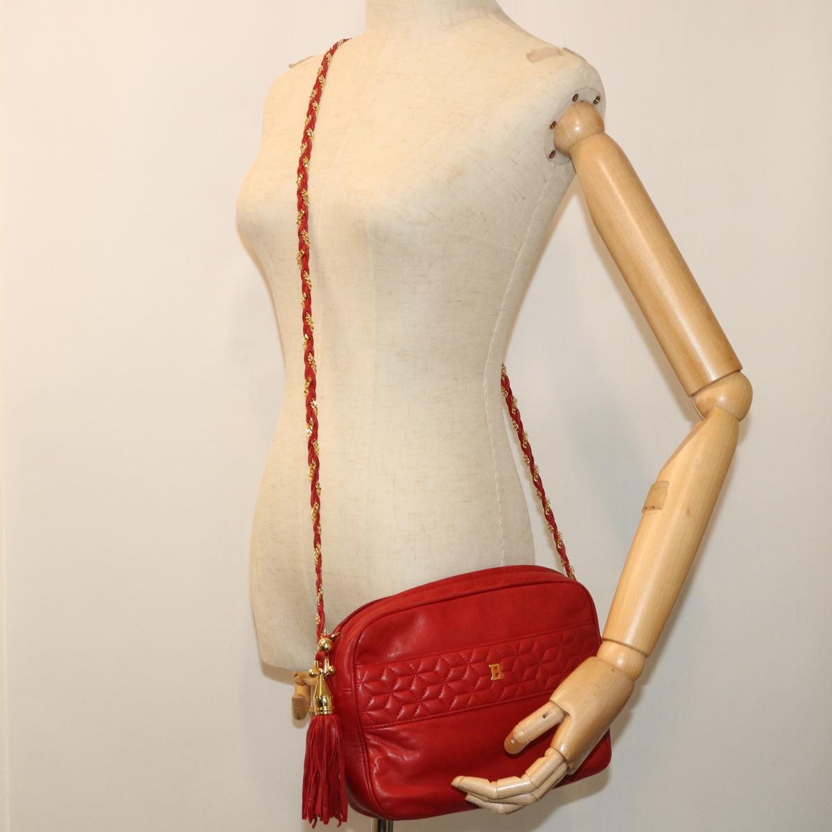 BALLY Chain Shoulder Bag Leather Red Auth yb317