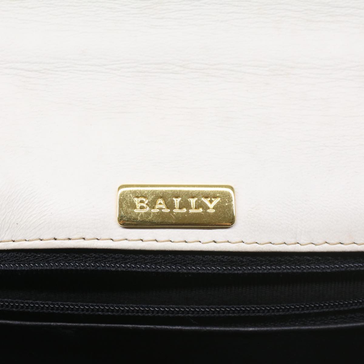 BALLY Quilted Hand Bag Leather 2way White Auth yb388