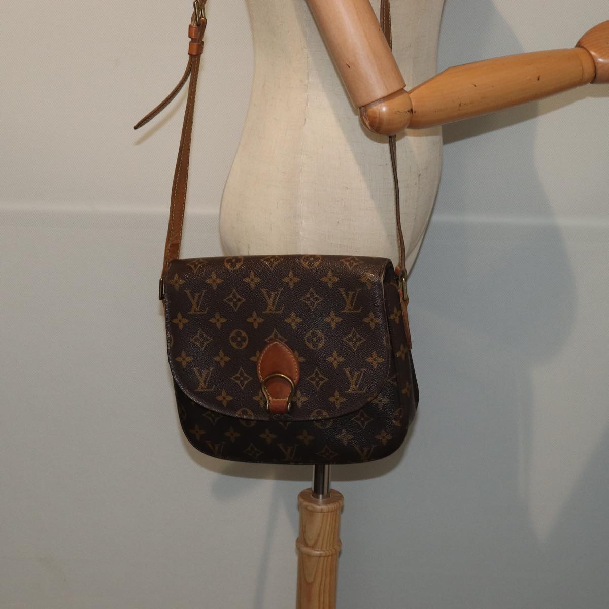 LOUIS VUITTON Monogram Saint Cloud GM Shoulder Bag M51242 LV Auth yb575