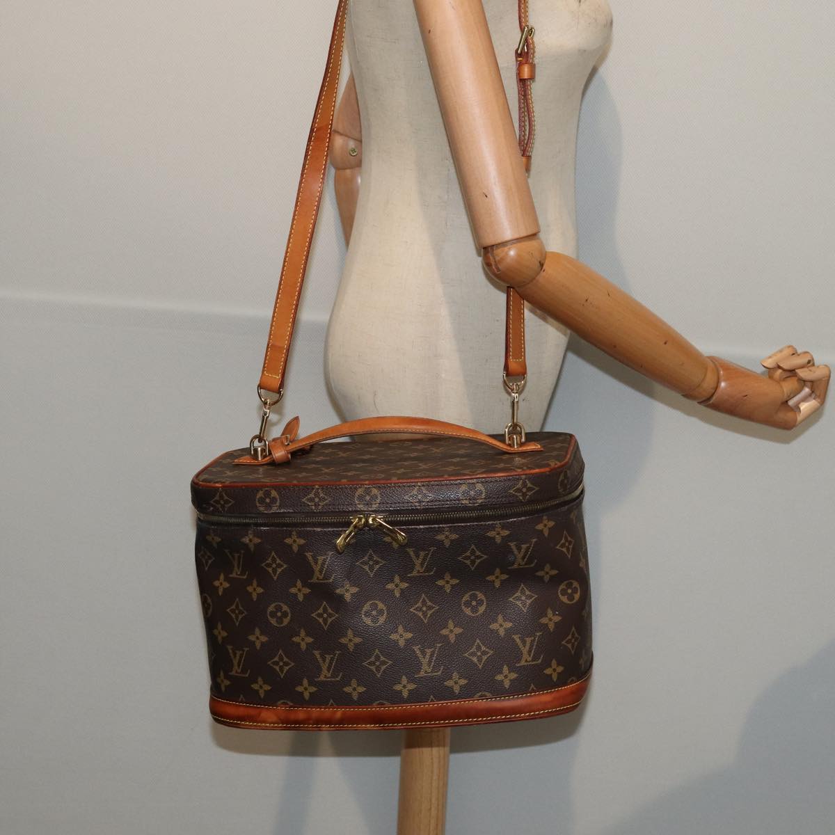 LOUIS VUITTON Monogram Nice Hand Bag M47280 LV Auth yb611