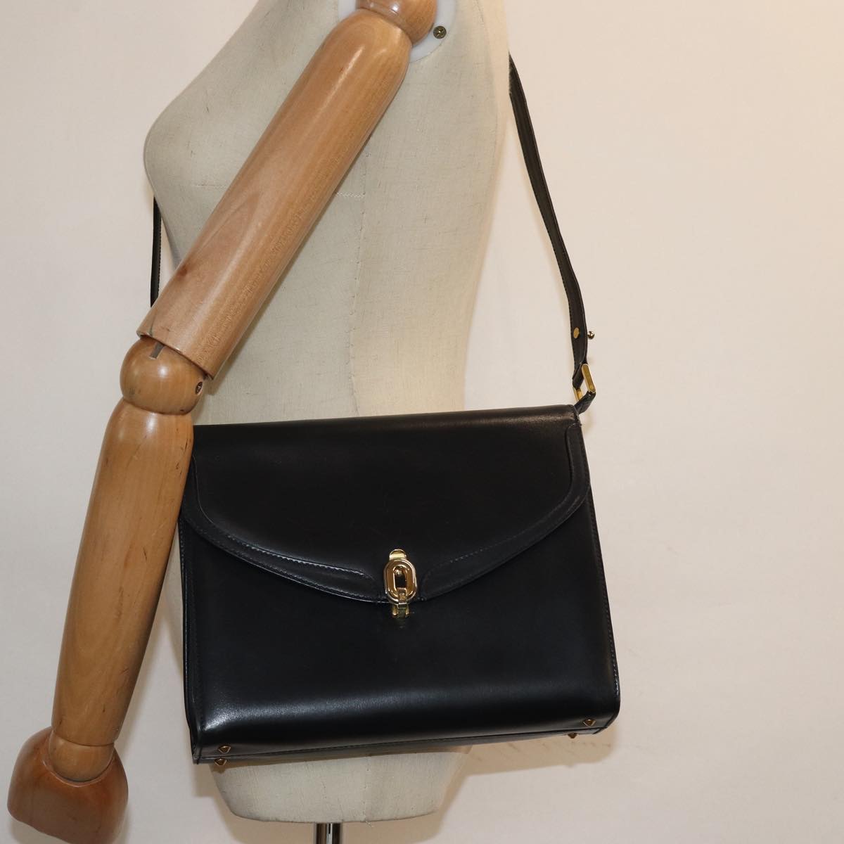 BALLY Hand Bag Leather Navy Auth yb624