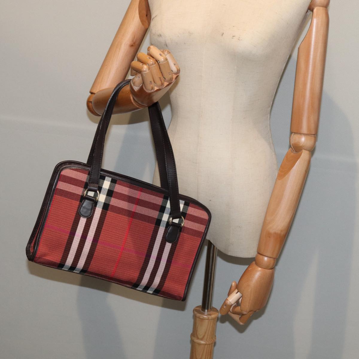 BURBERRY Nova Check Hand Bag Canvas Red Auth yb683