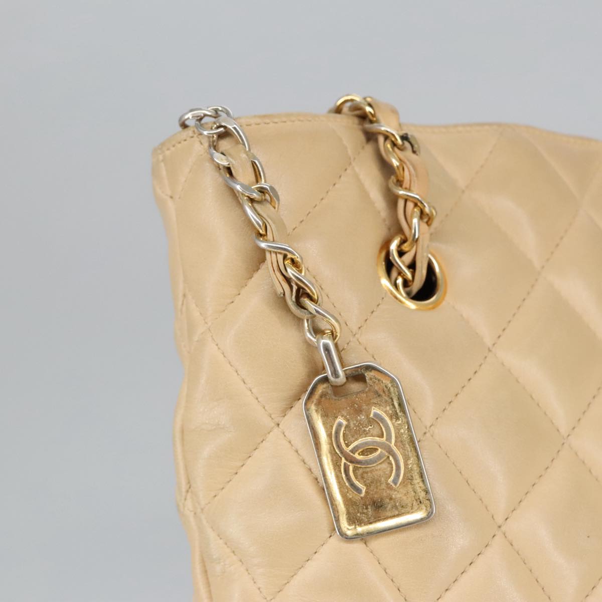 CHANEL Matelasse Chain Shoulder Bag Leather Beige CC Auth yb718