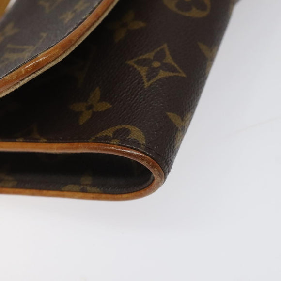 LOUIS VUITTON Monogram Pochette Twin GM Shoulder Bag M51852 LV Auth yb742