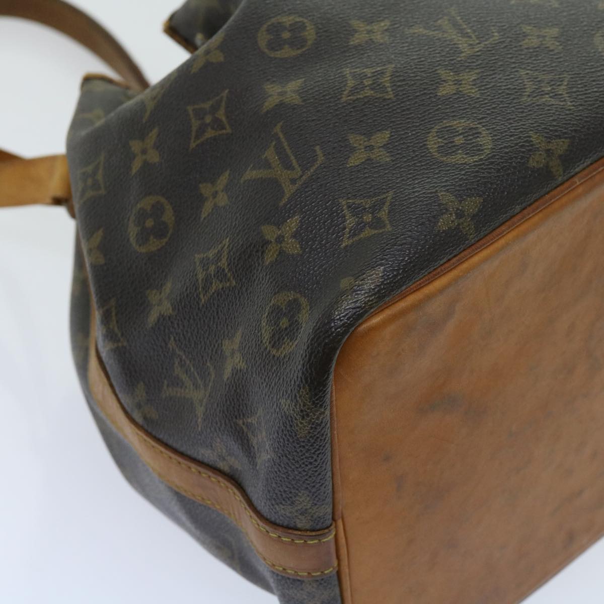 LOUIS VUITTON Monogram Petit Noe Shoulder Bag M42226 LV Auth yk10017