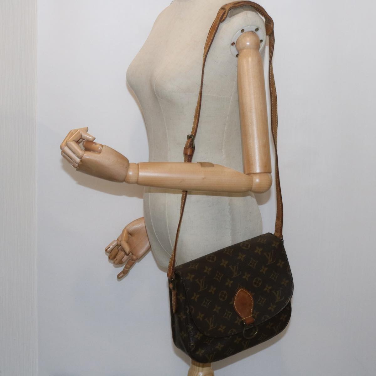 LOUIS VUITTON Monogram Saint Cloud GM Shoulder Bag M51242 LV Auth yk10026